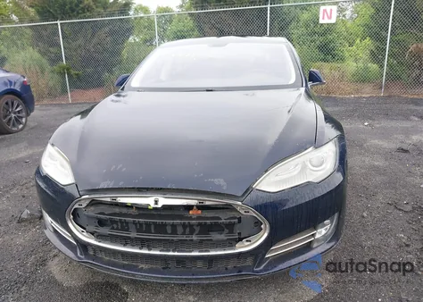 2014 Tesla Model S P85 z USA, uszkodzony, nr VIN 5YJSA1H19EFP32063